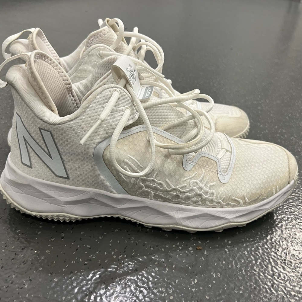 New Balance Freeze Turf Shoes